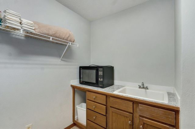 5150 S Dollison Avenue, Springfield, MO 65810