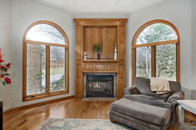 5150 S Dollison Avenue, Springfield, MO 65810