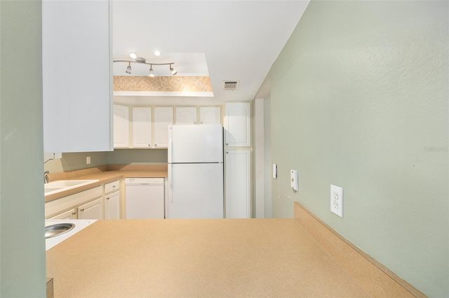 584 MIDWAY DRIVE A, Ocala, FL 34472