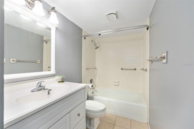 584 MIDWAY DRIVE A, Ocala, FL 34472