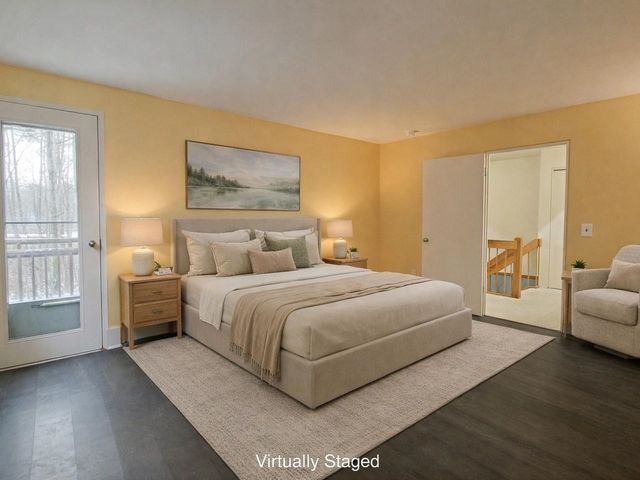 71 E Redrock Dr Apt 103, Burlington, VT 05401