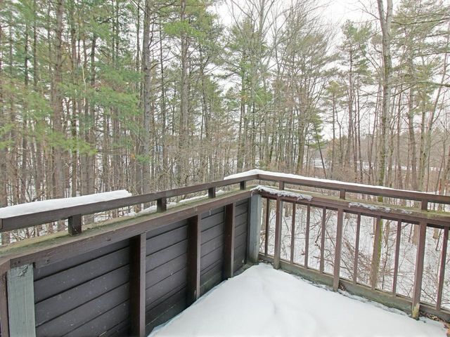 71 E Redrock Dr Apt 103, Burlington, VT 05401