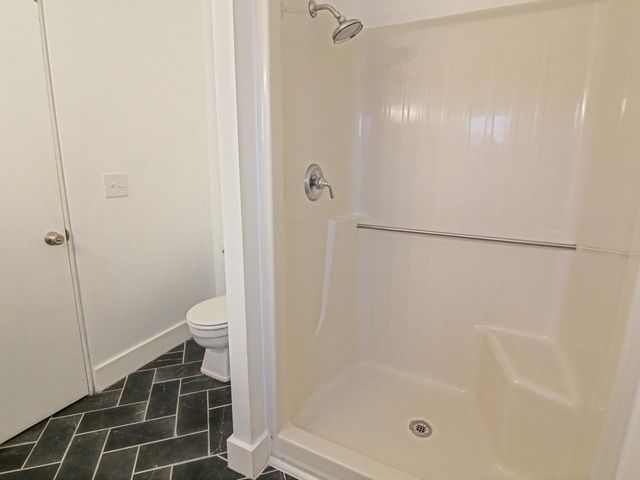 71 E Redrock Dr Apt 103, Burlington, VT 05401
