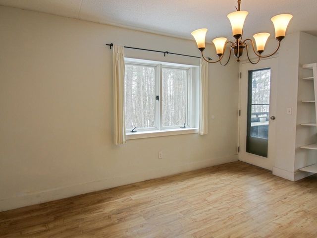 71 E Redrock Dr Apt 103, Burlington, VT 05401