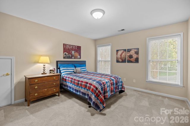 10833 Kenderly Court, Charlotte, NC 28277