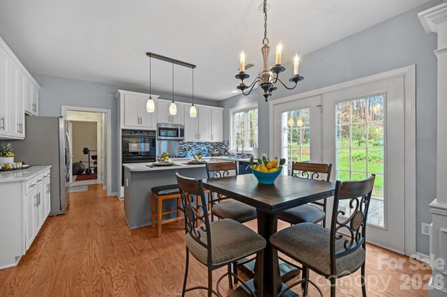 10833 Kenderly Court, Charlotte, NC 28277