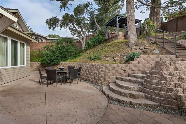 957 Syida Drive, Pacific Grove, CA 93950
