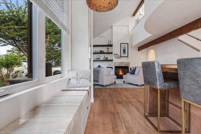 957 Syida Drive, Pacific Grove, CA 93950