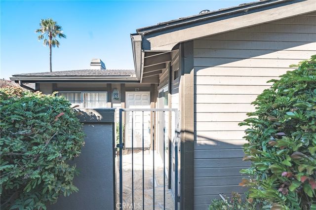 2175 Pacific E5, Costa Mesa, CA 92627