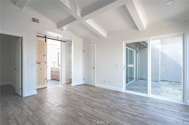 2175 Pacific E5, Costa Mesa, CA 92627