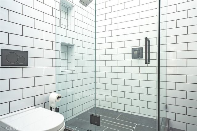 2175 Pacific E5, Costa Mesa, CA 92627