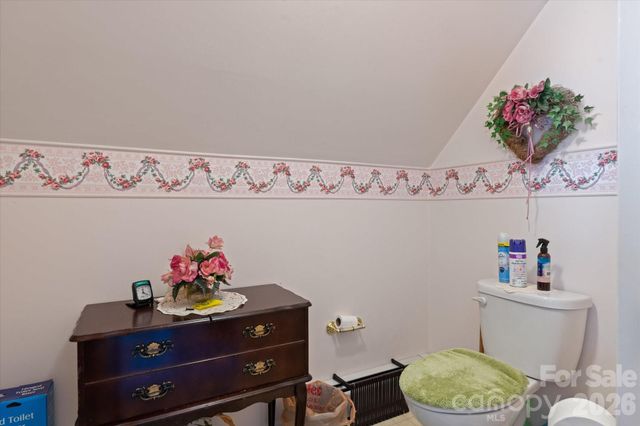 530 West Side Road, Burnsville, NC 28714
