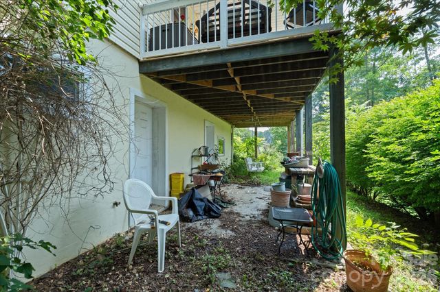 530 West Side Road, Burnsville, NC 28714