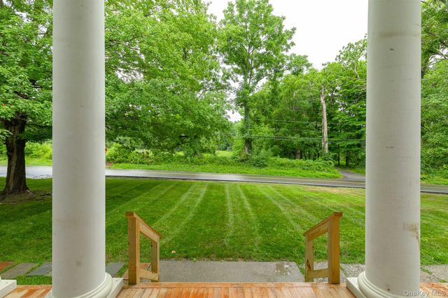 681 ROUTE 216 4, Poughquag, NY 12570