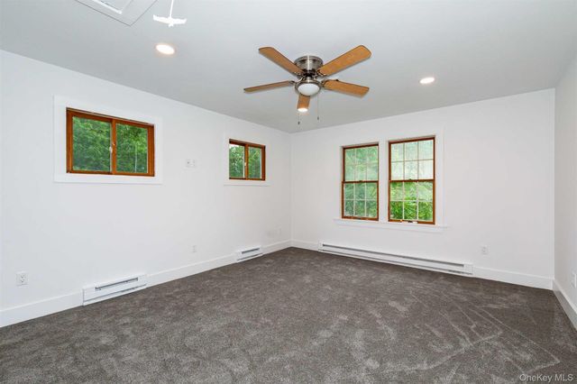 681 ROUTE 216 4, Poughquag, NY 12570