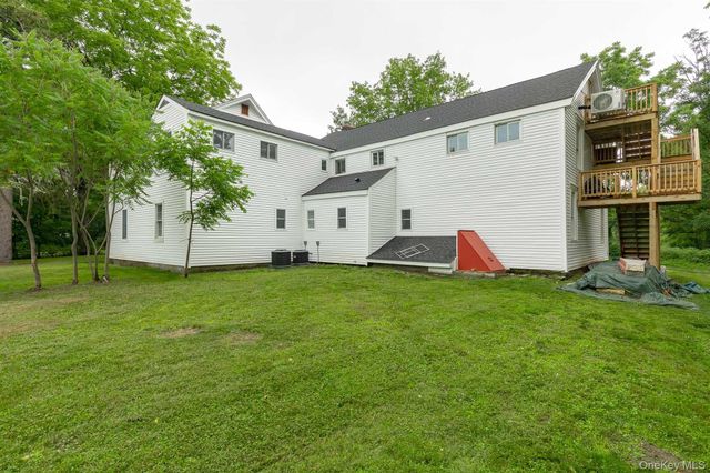 681 ROUTE 216 4, Poughquag, NY 12570