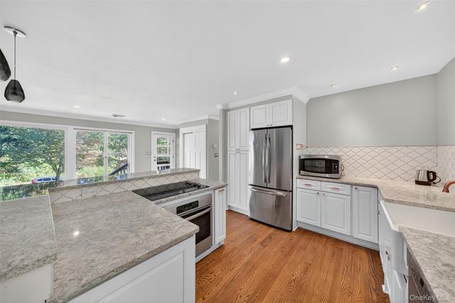 65 Hawxhurst Road, Monroe, NY 10950