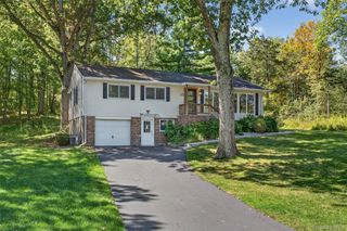 65 Hawxhurst Road, Monroe, NY 10950
