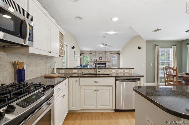 10279 S Sand Creek Terrace, Inverness, FL 34452