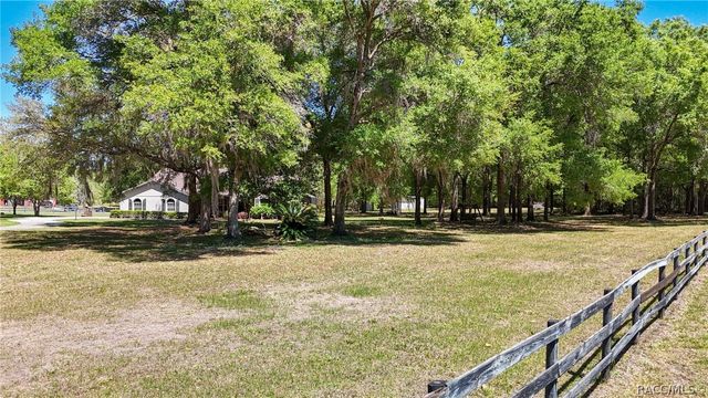 10279 S Sand Creek Terrace, Inverness, FL 34452