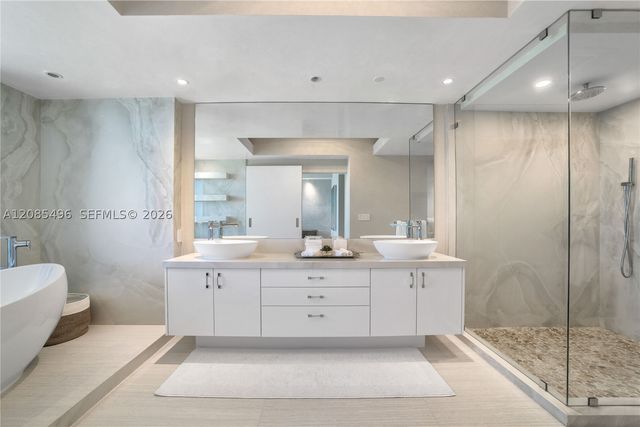 17875 Collins Ave 3406, Sunny Isles Beach, FL 33160