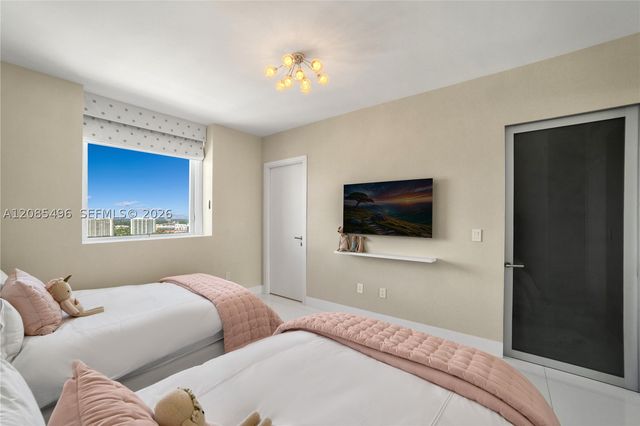 17875 Collins Ave 3406, Sunny Isles Beach, FL 33160