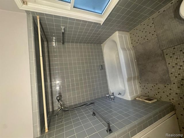 51281 Shelby Road, Shelby Twp, MI 48316