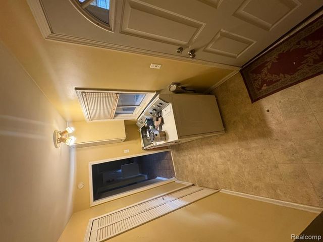 51281 Shelby Road, Shelby Twp, MI 48316