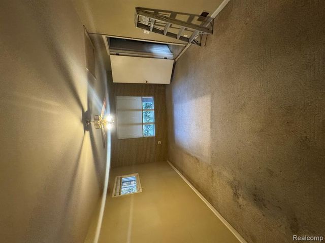 51281 Shelby Road, Shelby Twp, MI 48316