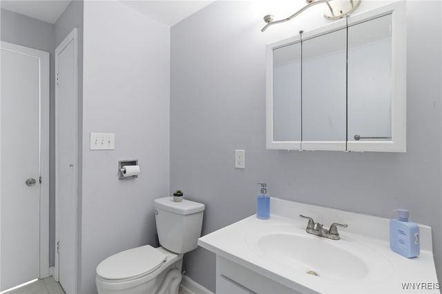 1122 91st Street, Niagara Falls, NY 14304