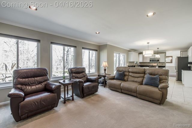 3472 Paramount Lane, Auburn Hills, MI 48326