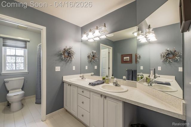 3472 Paramount Lane, Auburn Hills, MI 48326