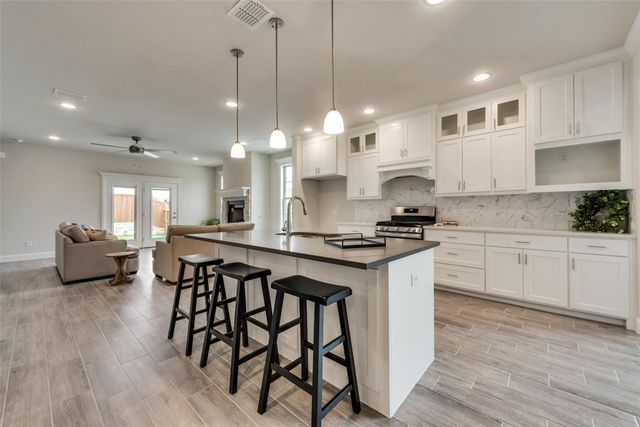 373 Braves Way, Lavon, TX 75166