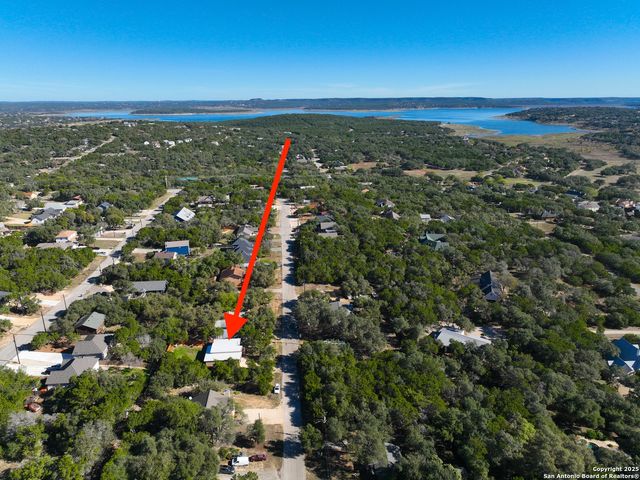 1151 Eastview, Canyon Lake, TX 78133