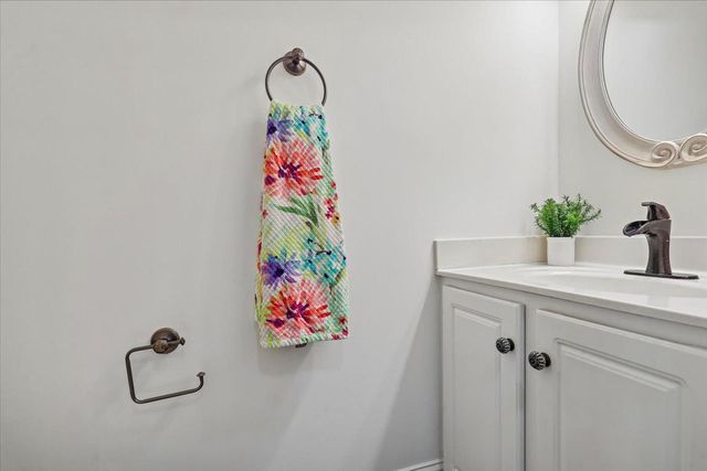 6859 COLONEL TAYLOR LN, Centreville, VA 20121