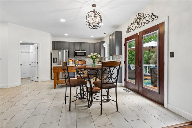 6859 COLONEL TAYLOR LN, Centreville, VA 20121