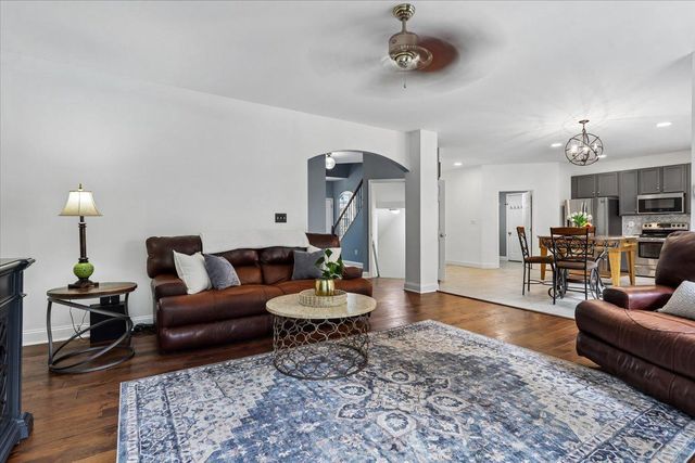 6859 COLONEL TAYLOR LN, Centreville, VA 20121