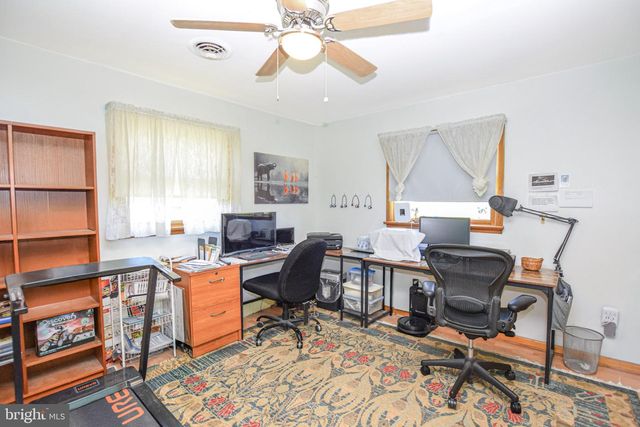894 FILES CROSS RD, Martinsburg, WV 25404