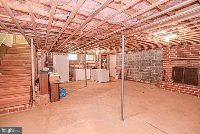 894 FILES CROSS RD, Martinsburg, WV 25404