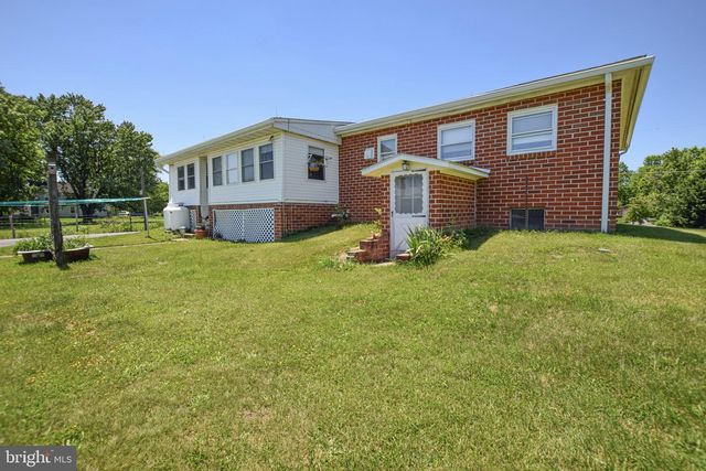894 FILES CROSS RD, Martinsburg, WV 25404