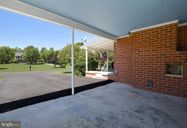 894 FILES CROSS RD, Martinsburg, WV 25404