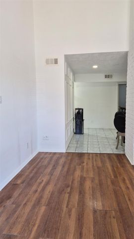 8316 Beechnut Street, Houston, TX 77036