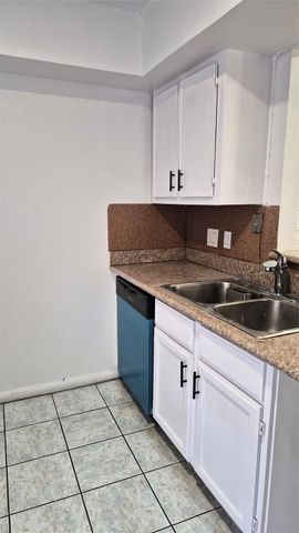 8316 Beechnut Street, Houston, TX 77036