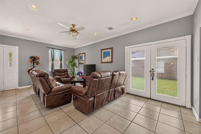 14633 Renault Street, Houston, TX 77015