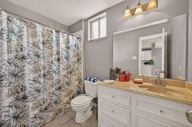 14633 Renault Street, Houston, TX 77015