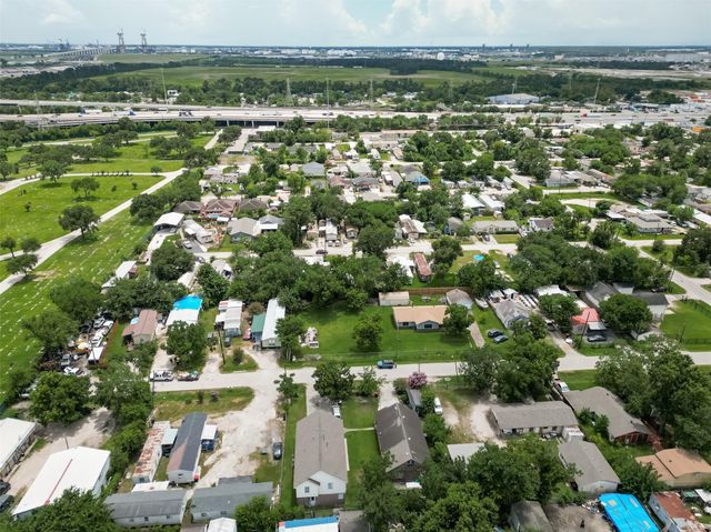 14633 Renault Street, Houston, TX 77015