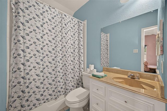 14633 Renault Street, Houston, TX 77015