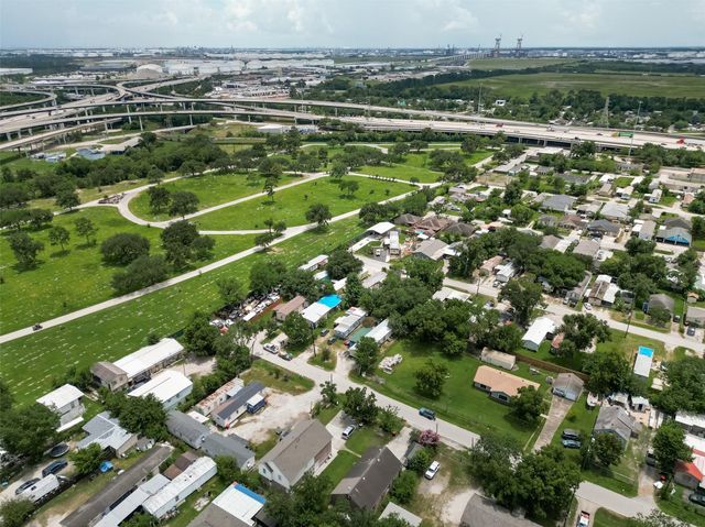 14633 Renault Street, Houston, TX 77015
