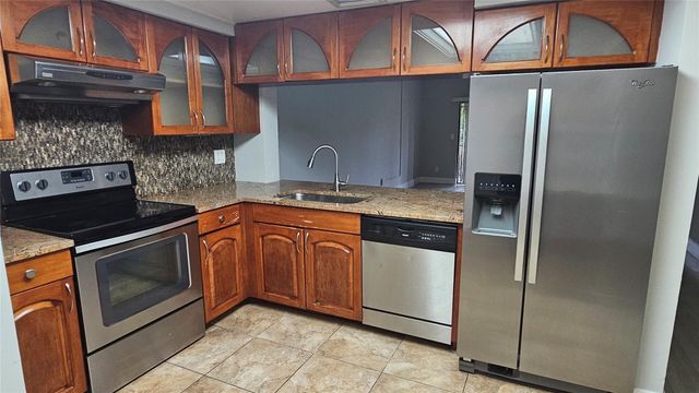 4644 NW 90th Avenue, Sunrise, FL 33351