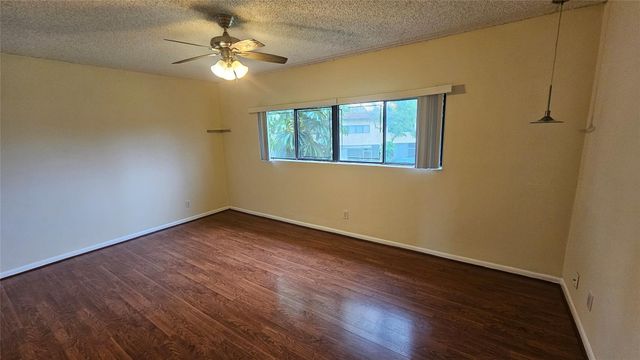 4644 NW 90th Avenue, Sunrise, FL 33351